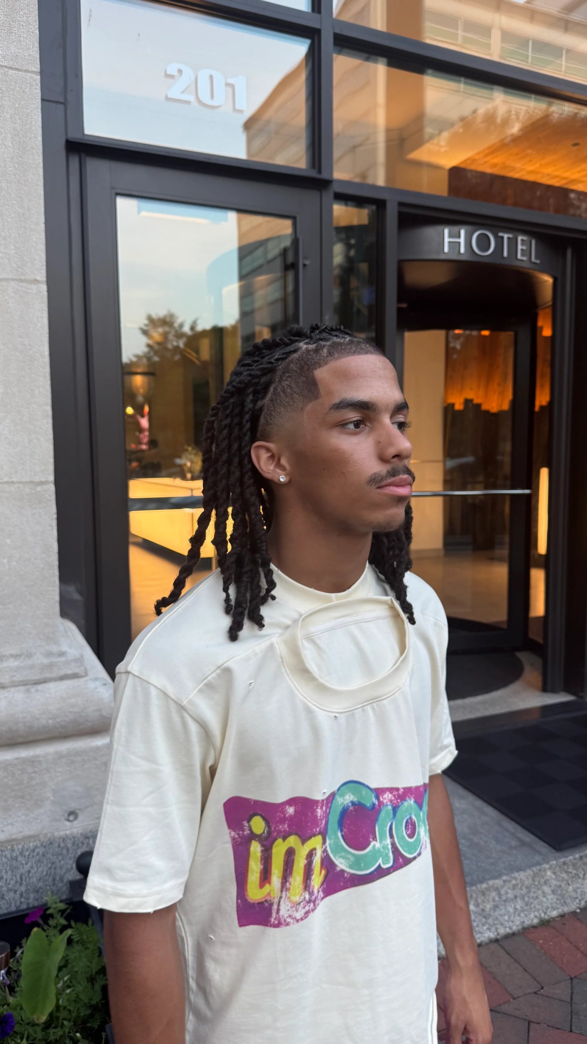 imCrooked Tee