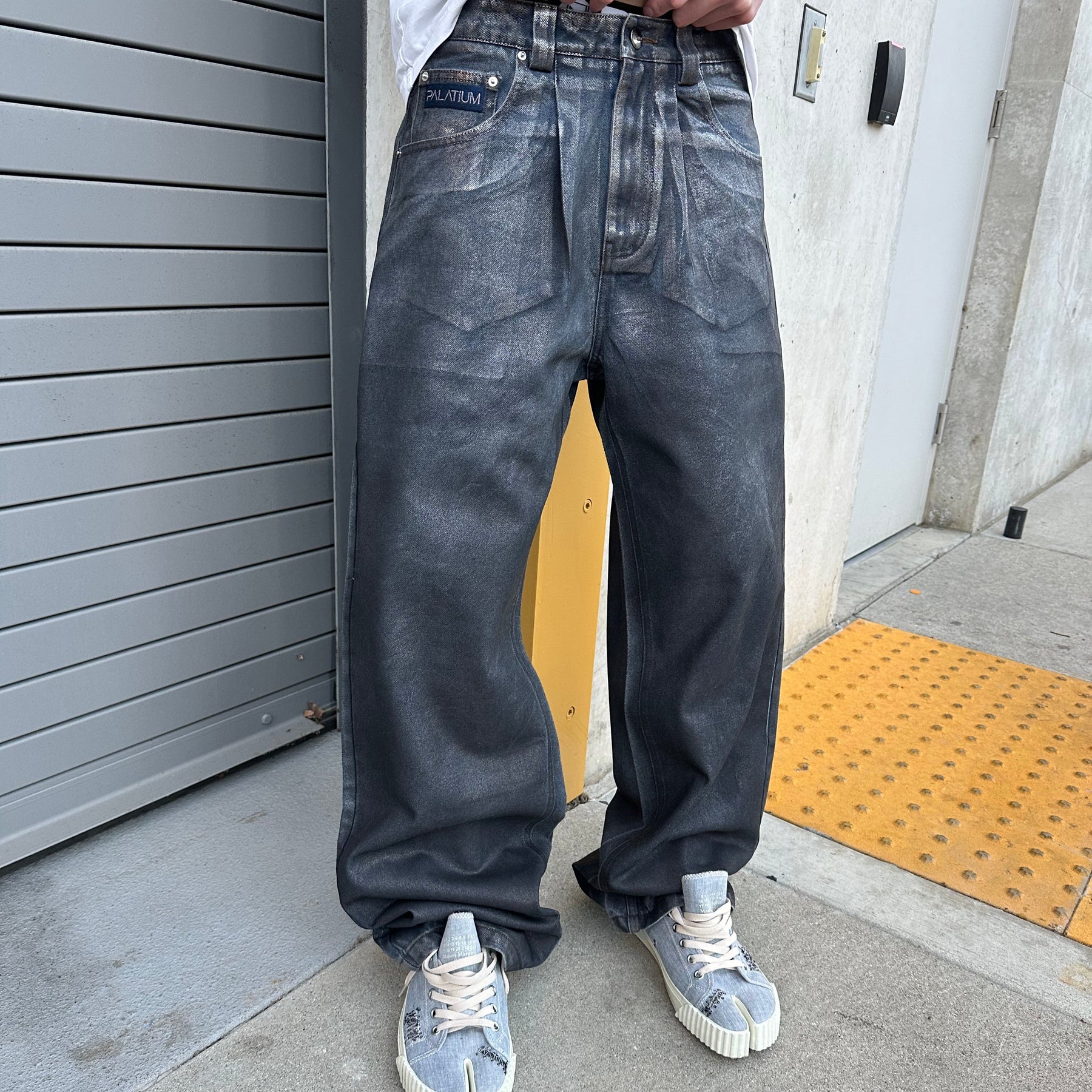 FOIL JEANS